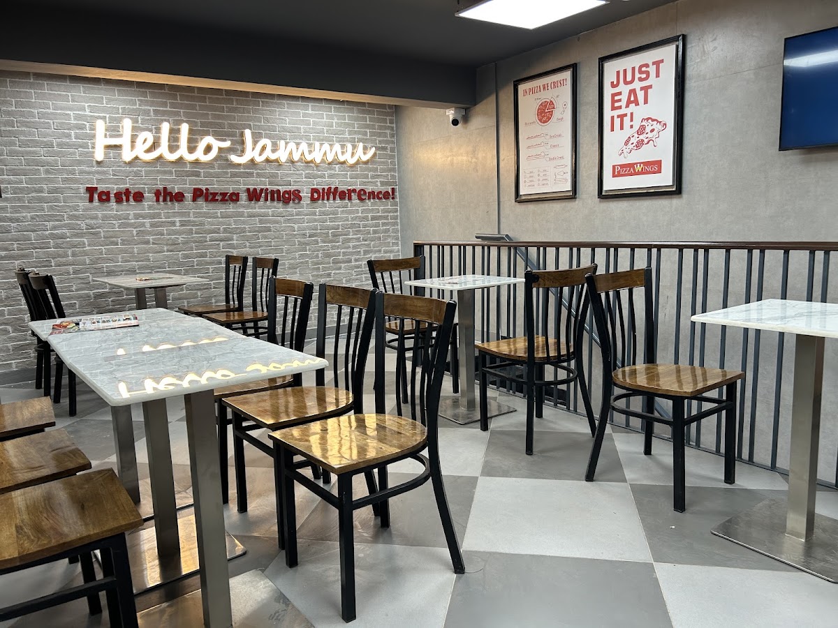 Pizza Wings | Bahu Plaza (Jammu)